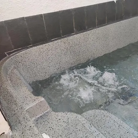 Bali Con Jacuzzi Climatizado Y Piscina Climatizada Con Jacuzzi Villa