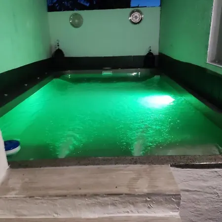 Villa Bali Con Jacuzzi Climatizado Y Piscina Climatizada Con Jacuzzi *
