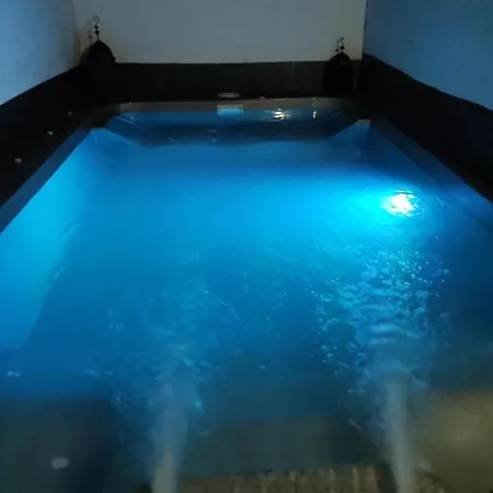 Bali Con Jacuzzi Climatizado Y Piscina Climatizada Con Jacuzzi *